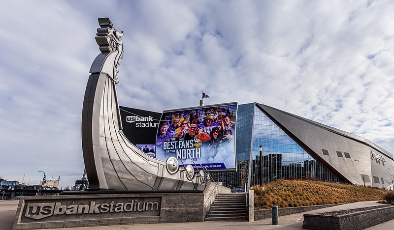 Buffalo Bills at Minnesota Vikings (Monday Night Football) (Adrian Peterson Ring of Honor Induction Ceremony)