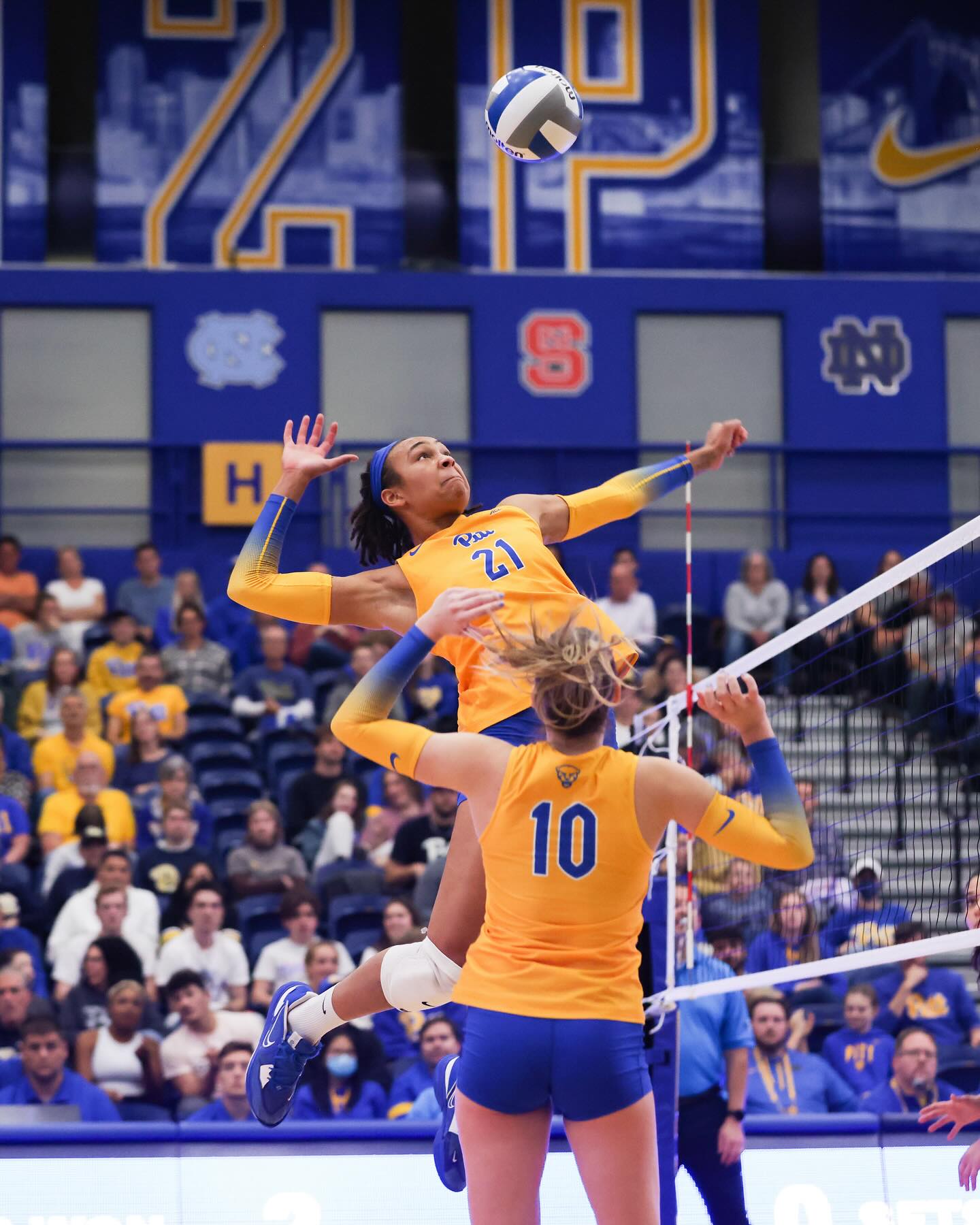 SMU Mustangs at Pittsburgh Panthers Womens Volleyball